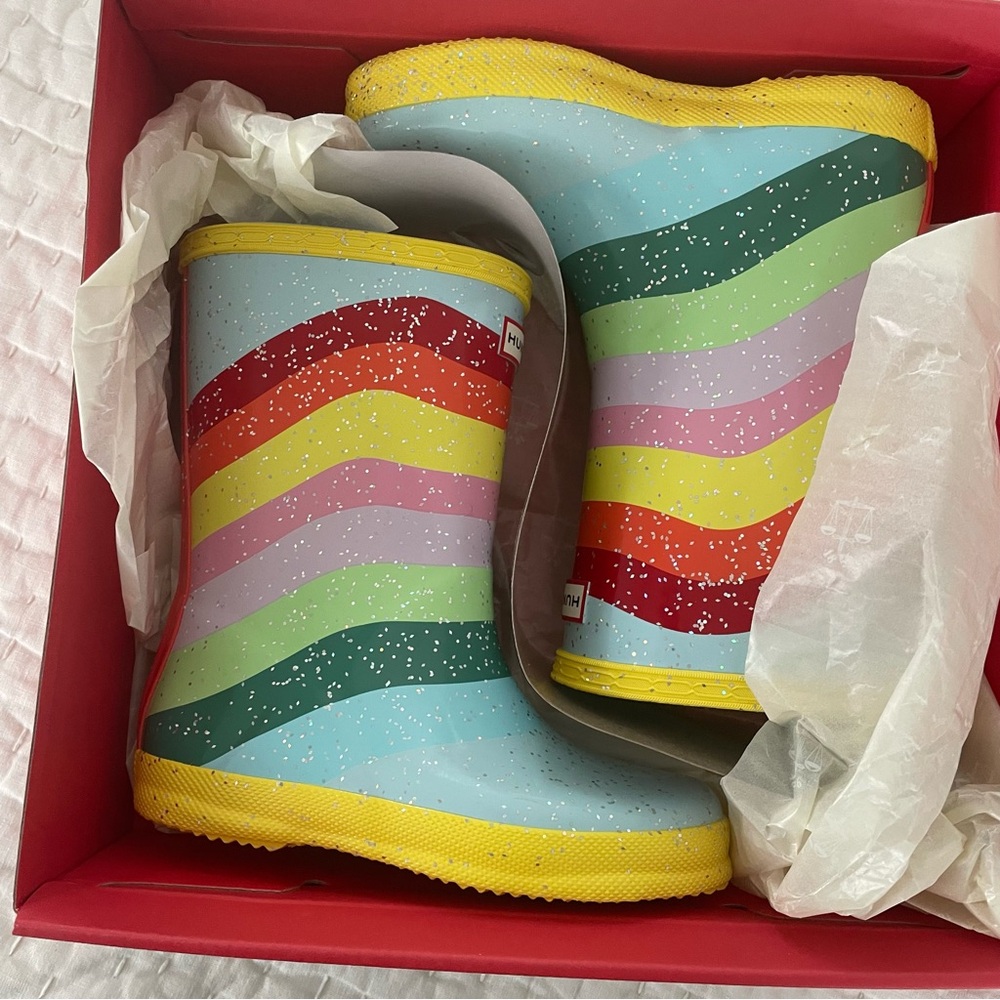 NIB Hunter Kids Original First Classic Rainbow Glitter Sky Stripe Size 12B/13G - Picture 6 of 7